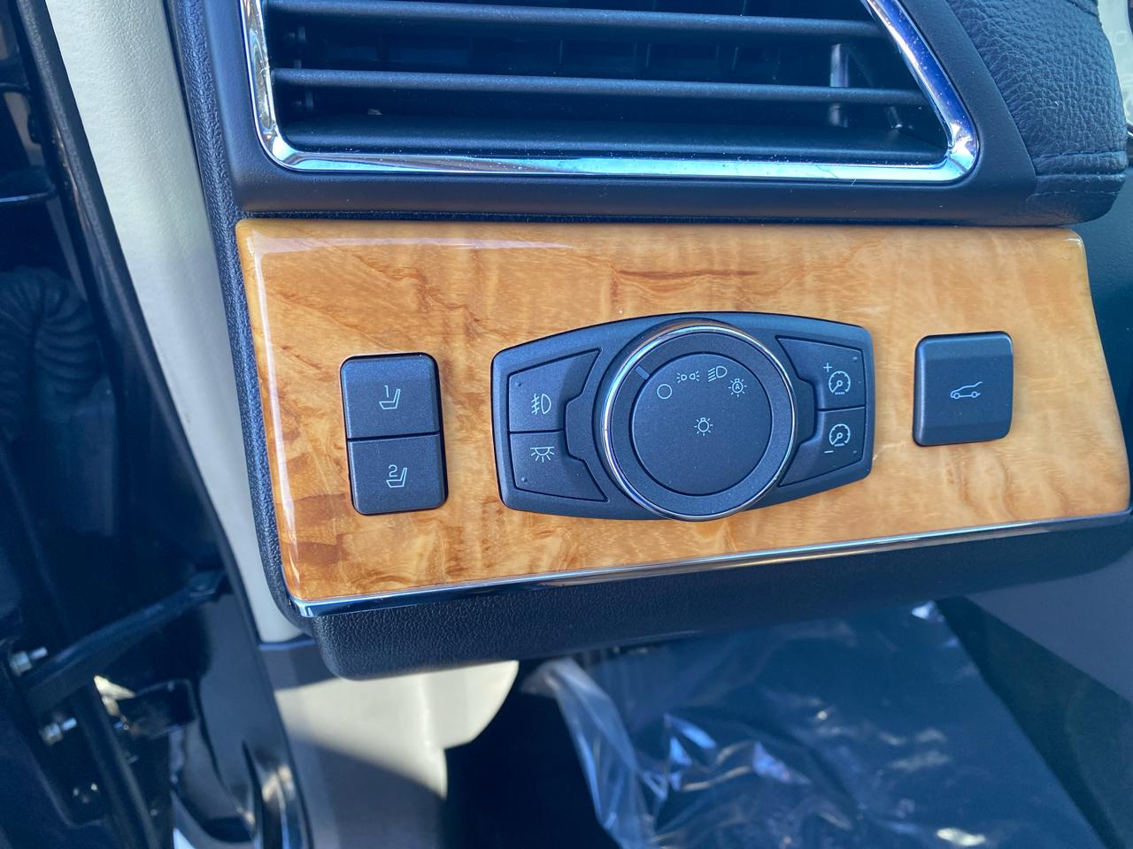 Lincoln MKX AWD 2011