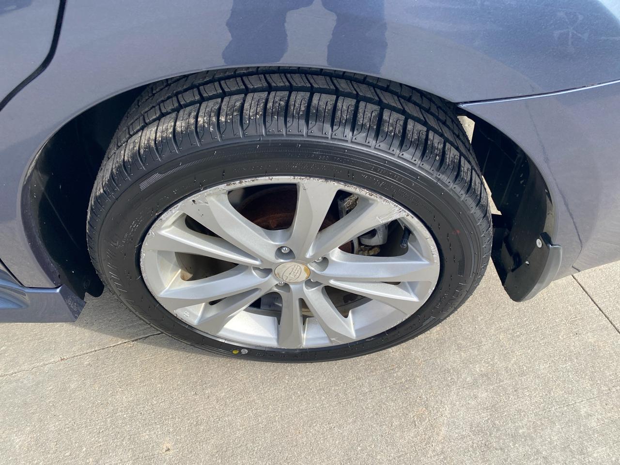 Subaru Legacy 2.5i 2014