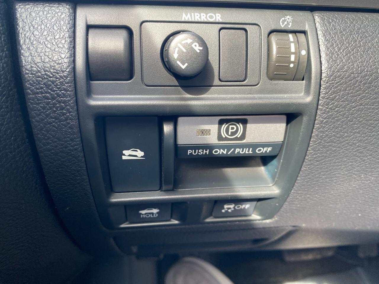 Subaru Legacy 2.5i 2014