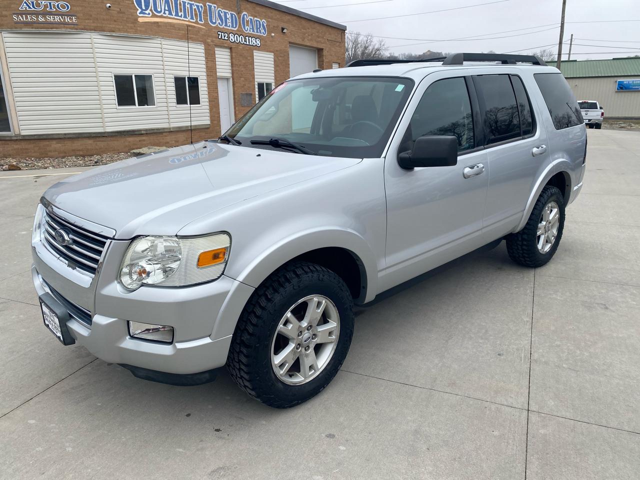 Ford Explorer XLT 4.0L 4WD 2010