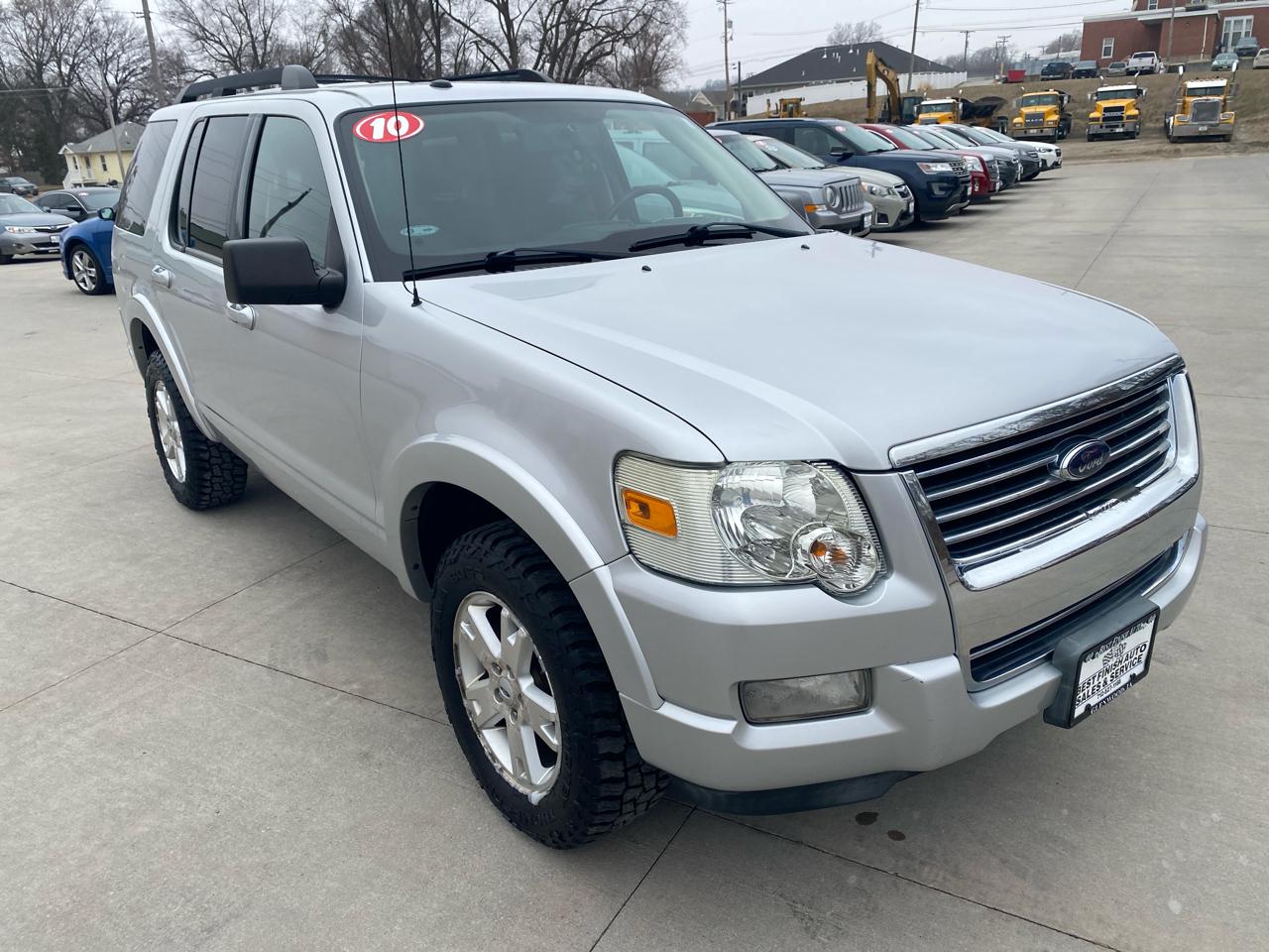 Ford Explorer XLT 4.0L 4WD 2010