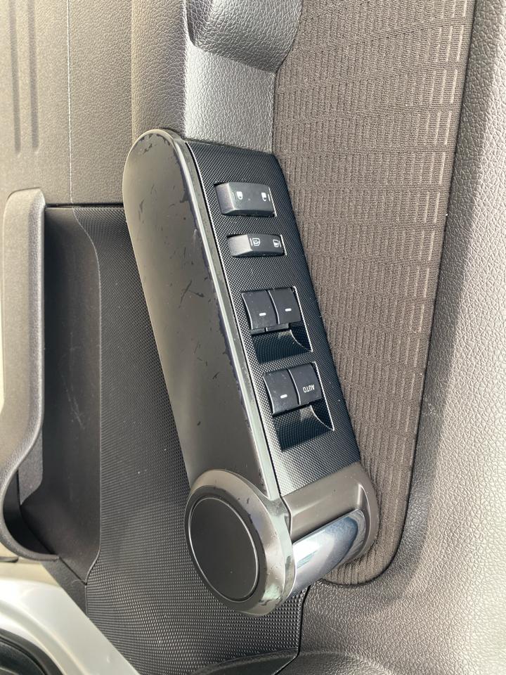 Ford Explorer XLT 4.0L 4WD 2010