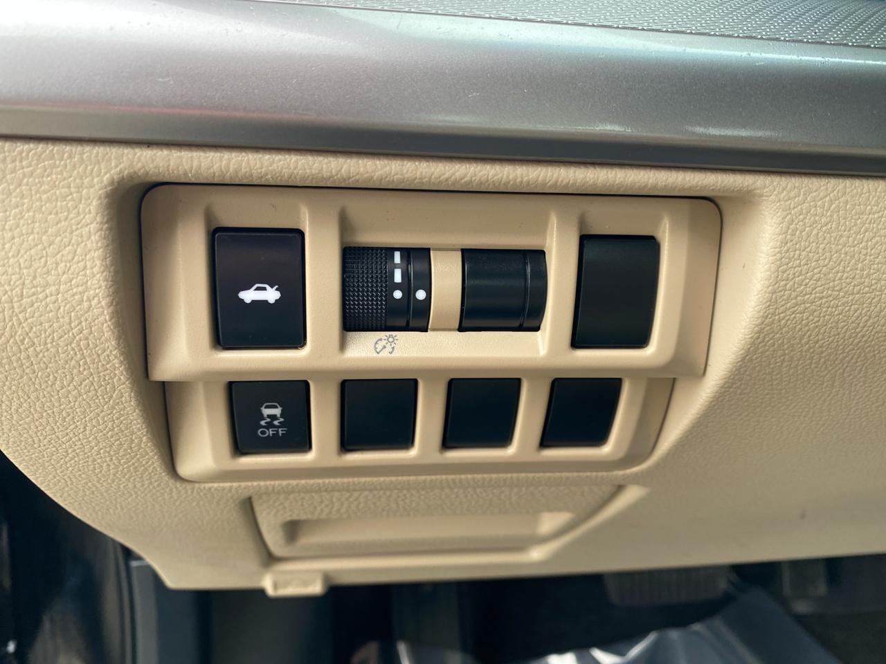 Subaru Legacy 2.5i Premium 2015