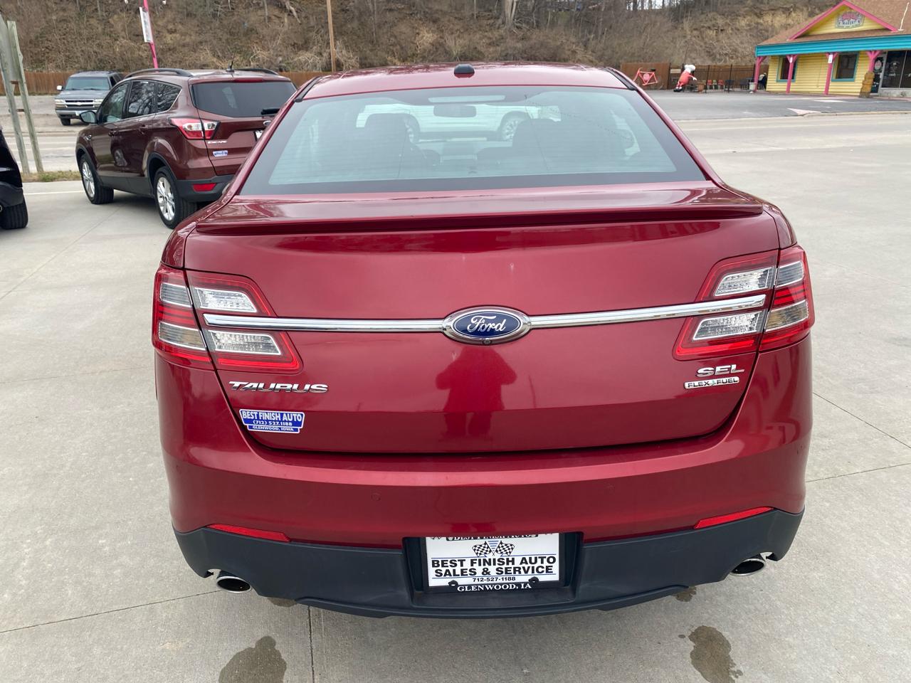 Ford Taurus SEL FWD 2014