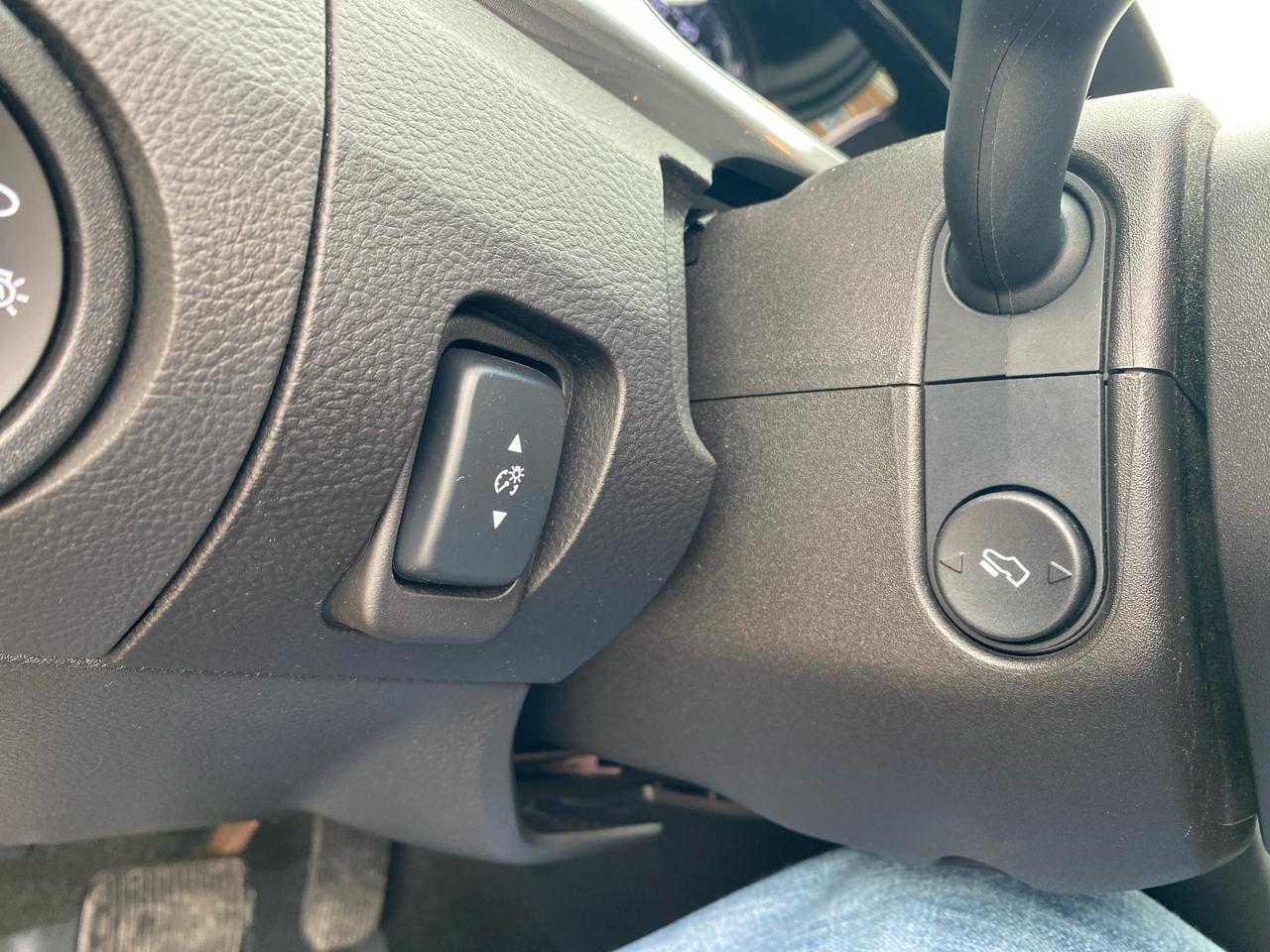 Ford Taurus SEL FWD 2014