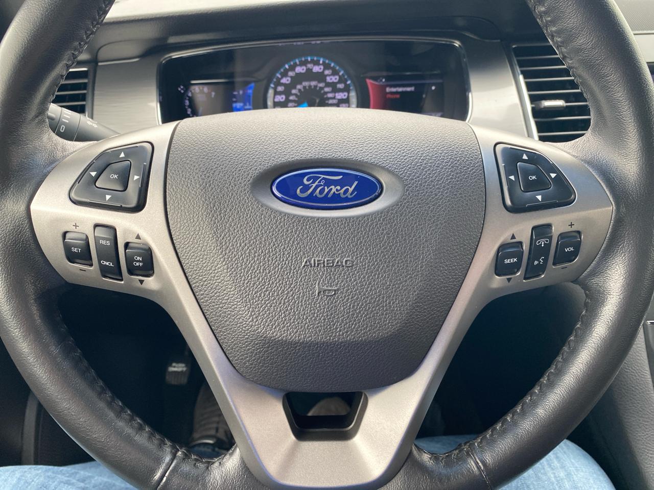 Ford Taurus SEL FWD 2014