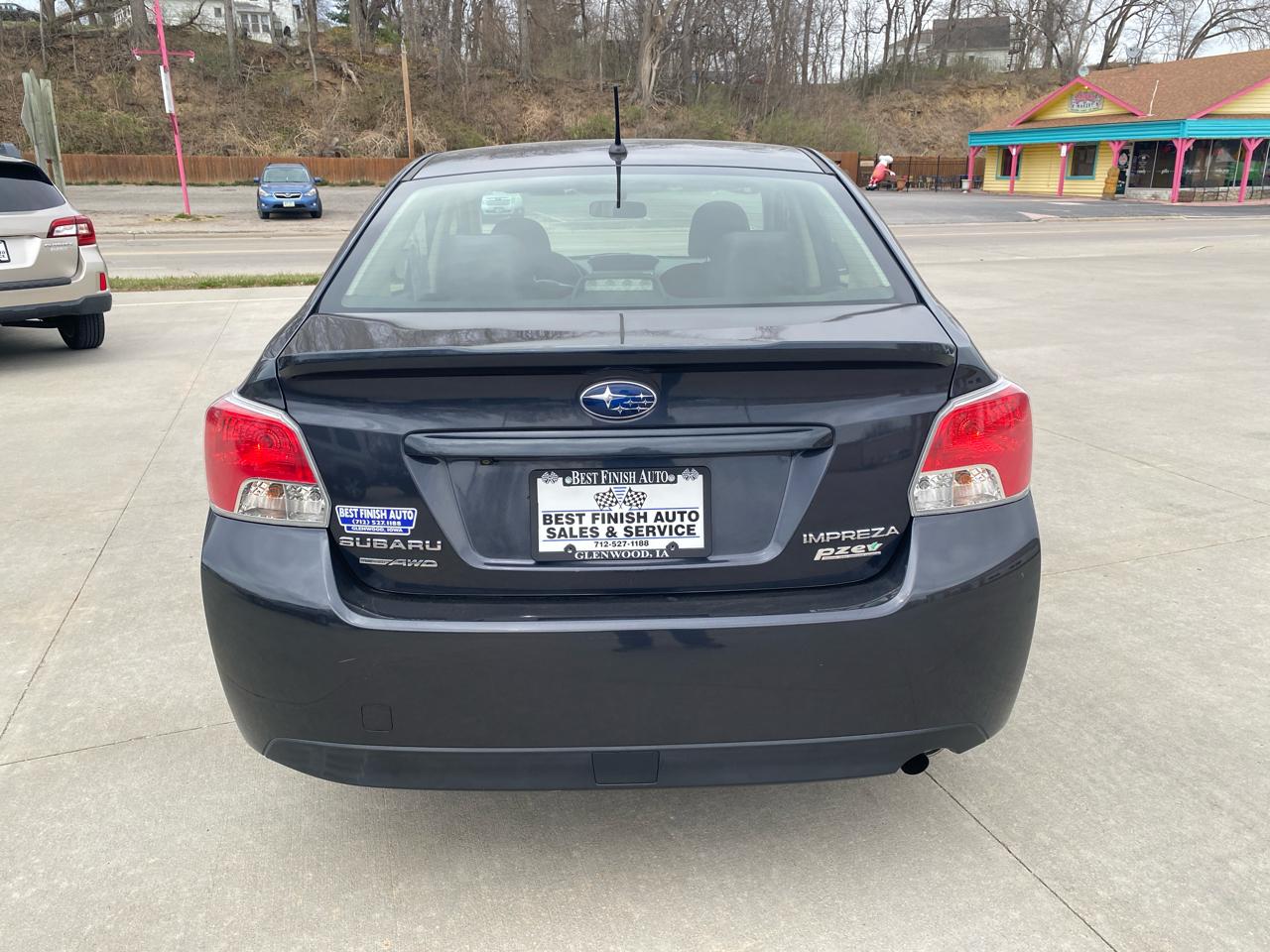 Subaru Impreza 2.0i Premium PZEV 4-Door 2016