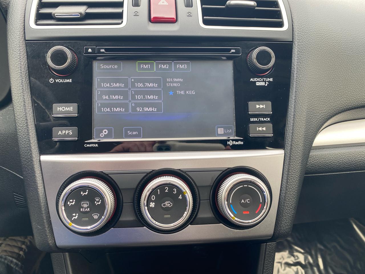 Subaru Impreza 2.0i Premium PZEV 4-Door 2016