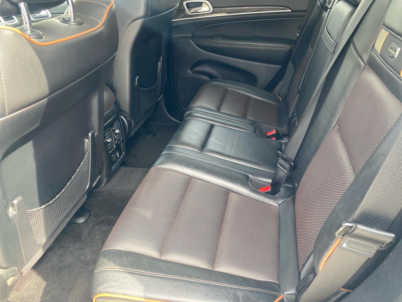 Jeep Grand Cherokee Laredo 4WD 2011