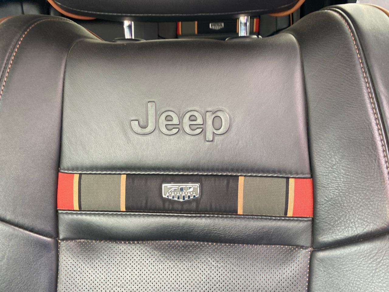 Jeep Grand Cherokee Laredo 4WD 2011