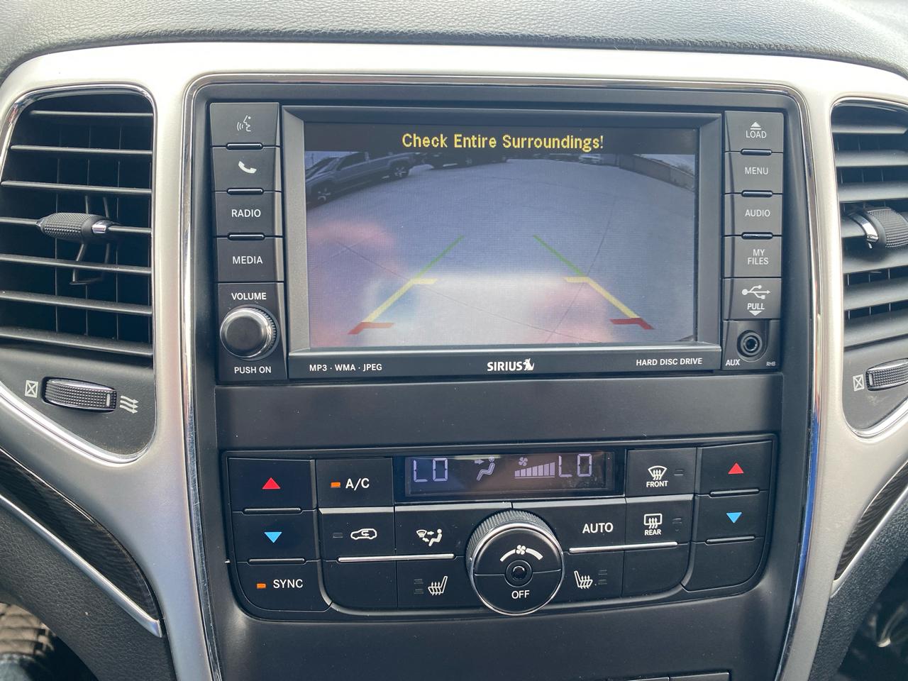 Jeep Grand Cherokee Laredo 4WD 2011