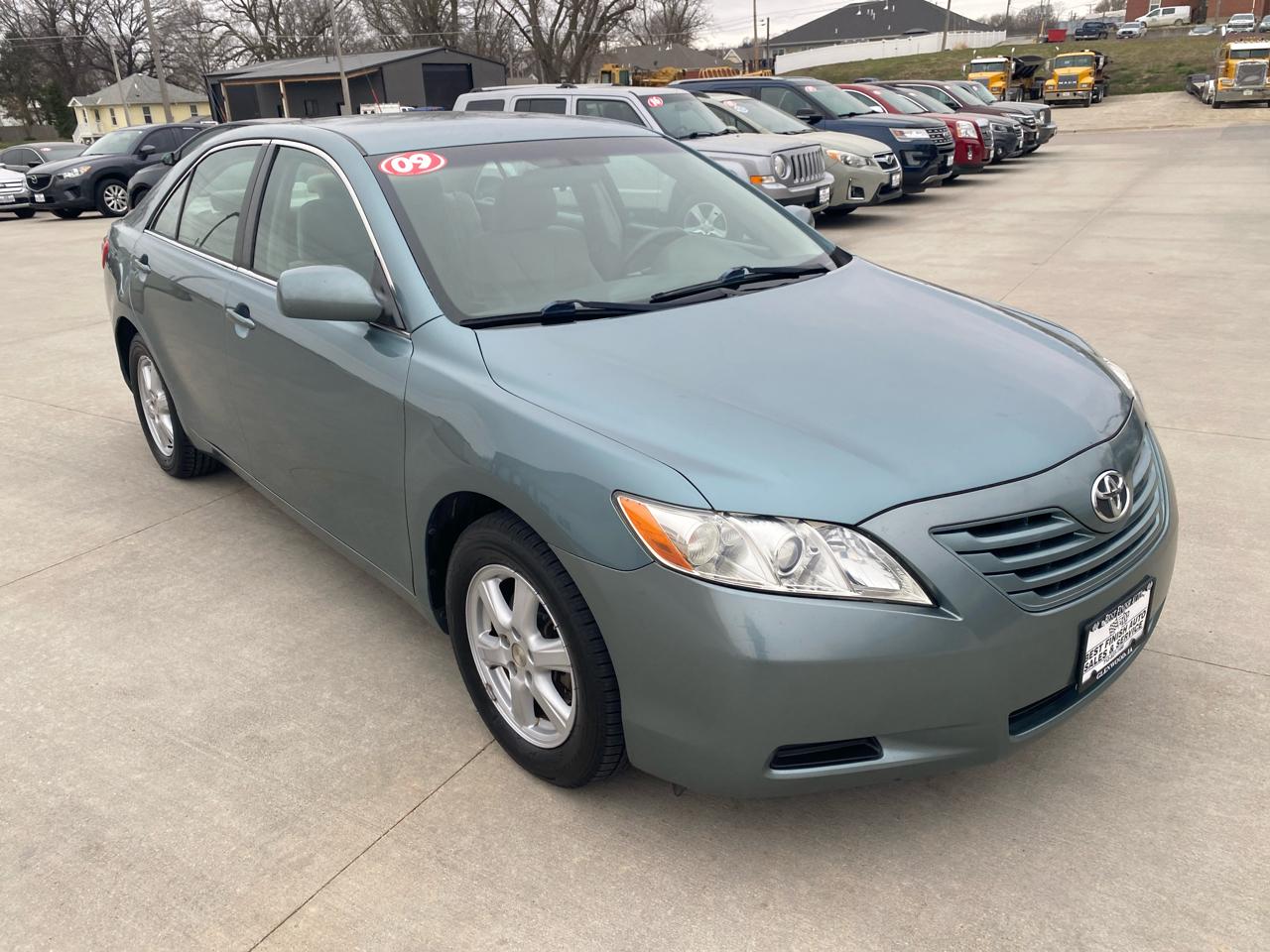 Toyota Camry XLE 5-Spd AT 2009