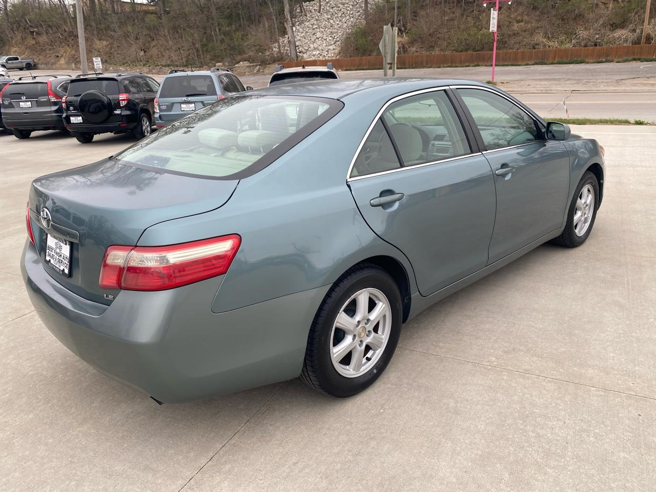 Toyota Camry XLE 5-Spd AT 2009