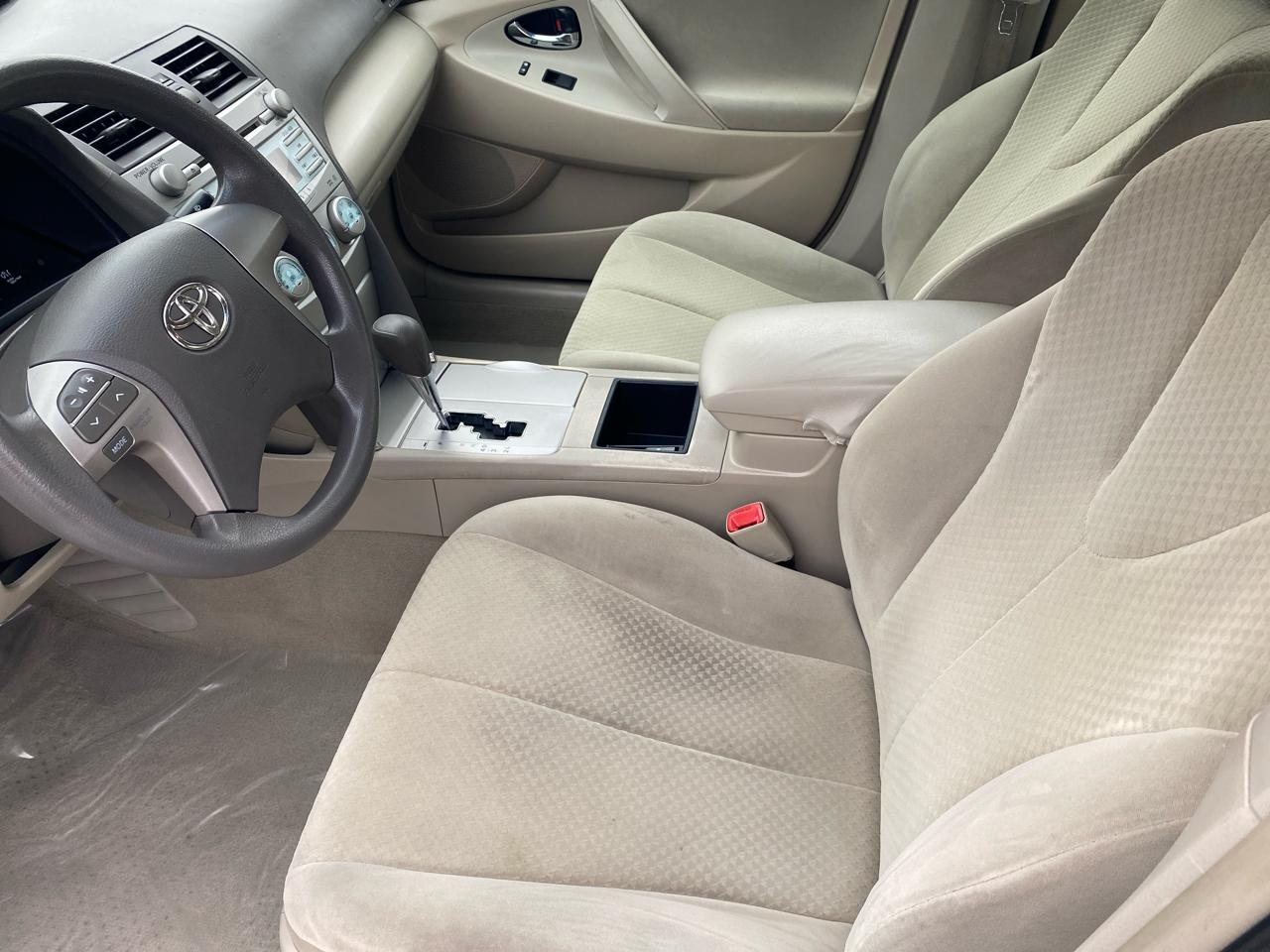 Toyota Camry XLE 5-Spd AT 2009