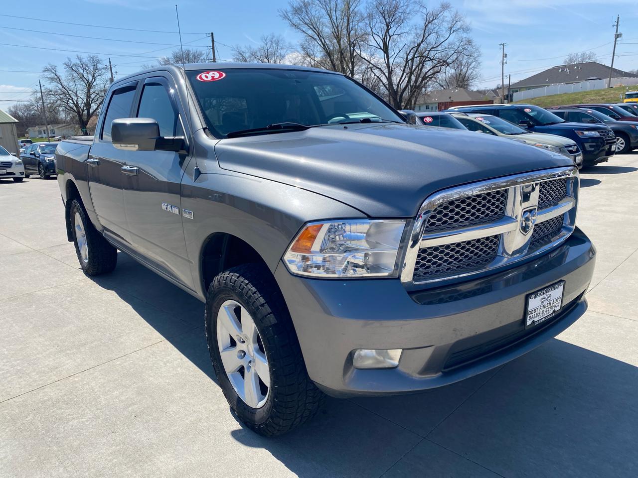 Dodge Ram 1500 SLT Crew Cab 4WD 2009