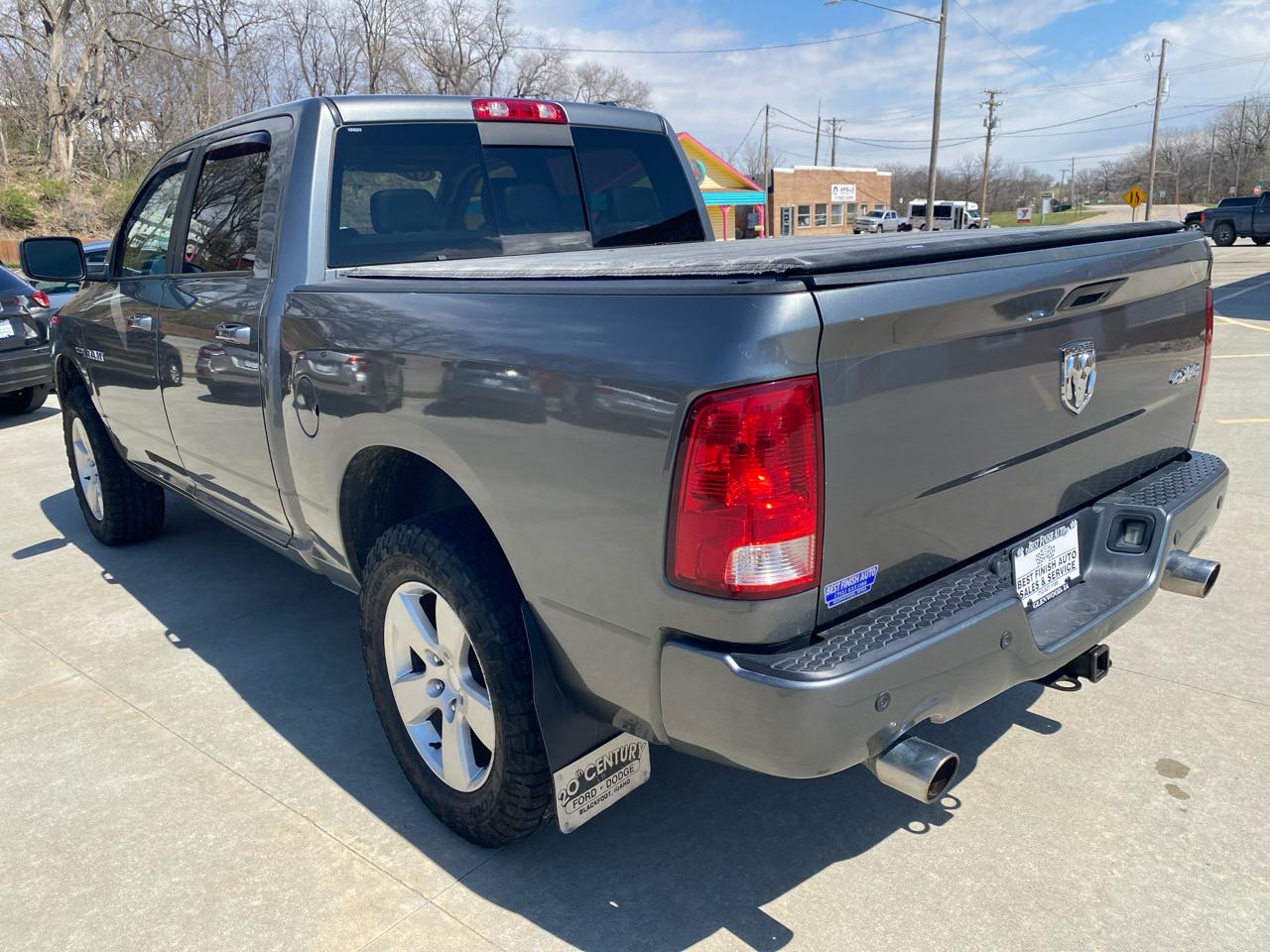 Dodge Ram 1500 SLT Crew Cab 4WD 2009