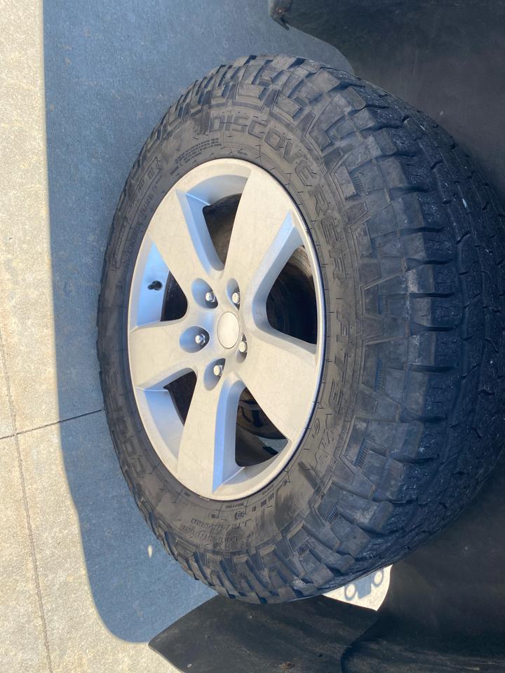 Dodge Ram 1500 SLT Crew Cab 4WD 2009