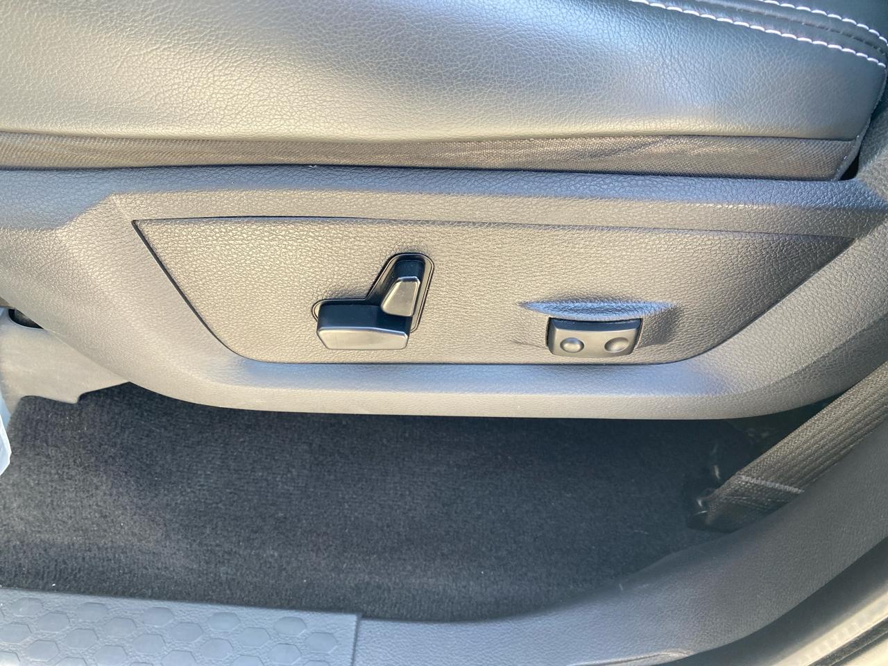 Dodge Ram 1500 SLT Crew Cab 4WD 2009