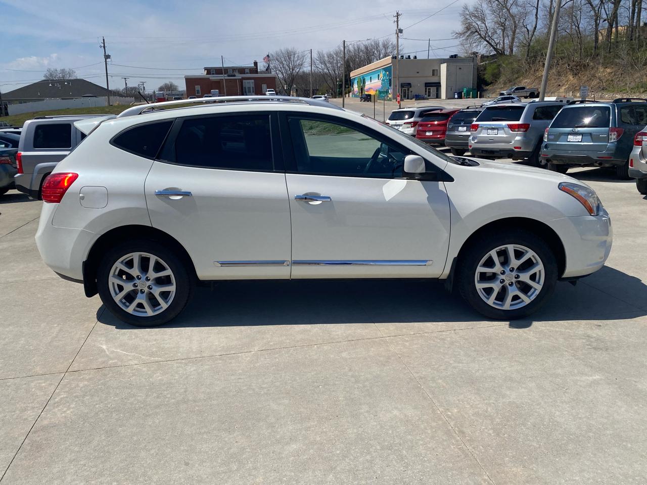 Nissan Rogue S AWD 2013