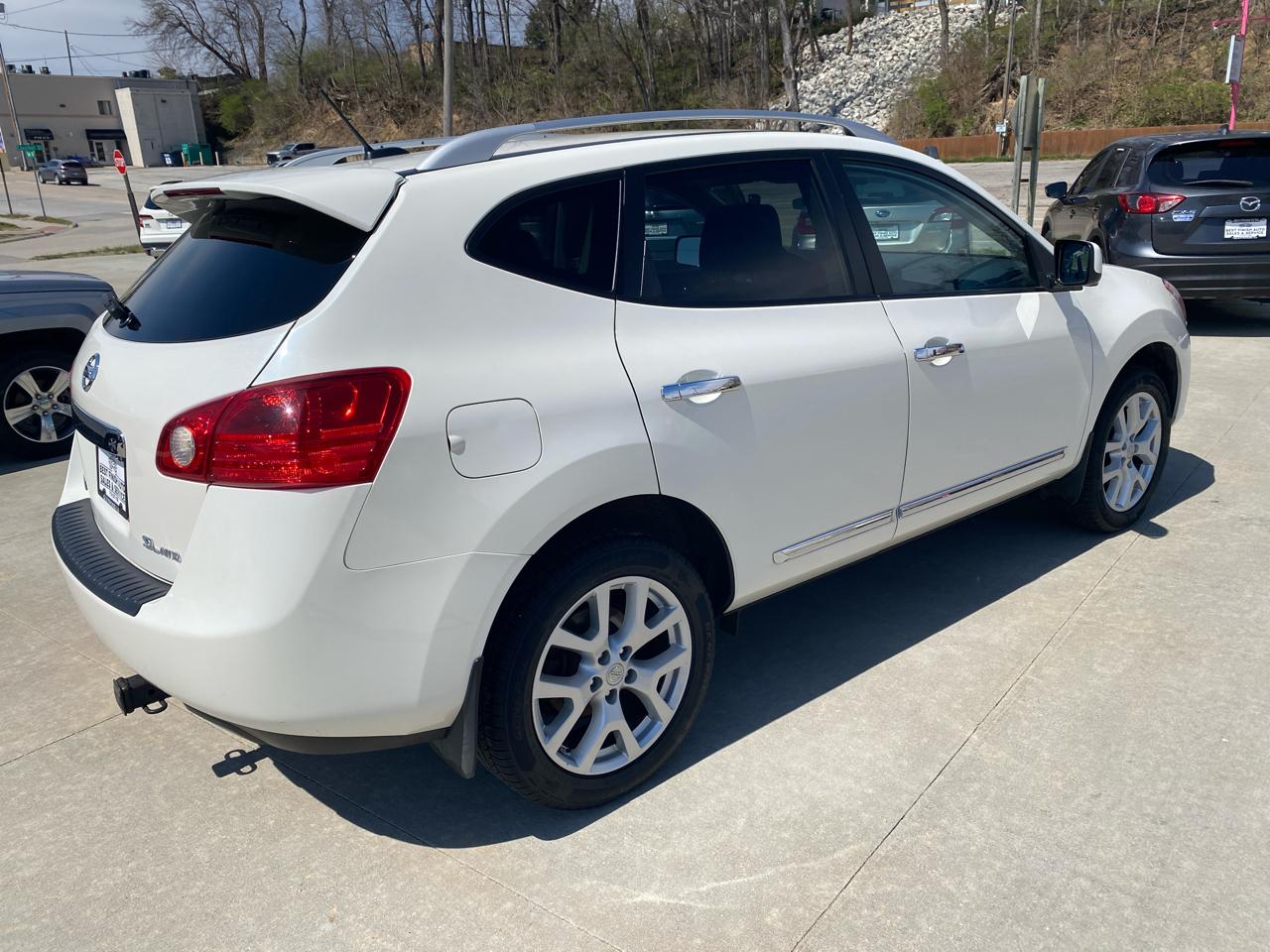 Nissan Rogue S AWD 2013