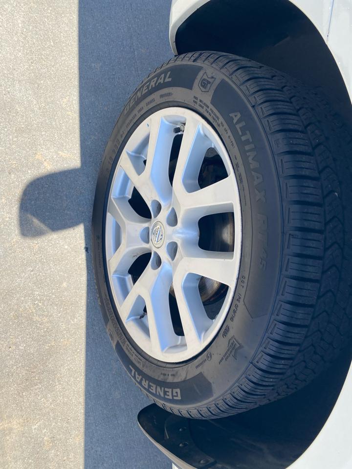 Nissan Rogue S AWD 2013