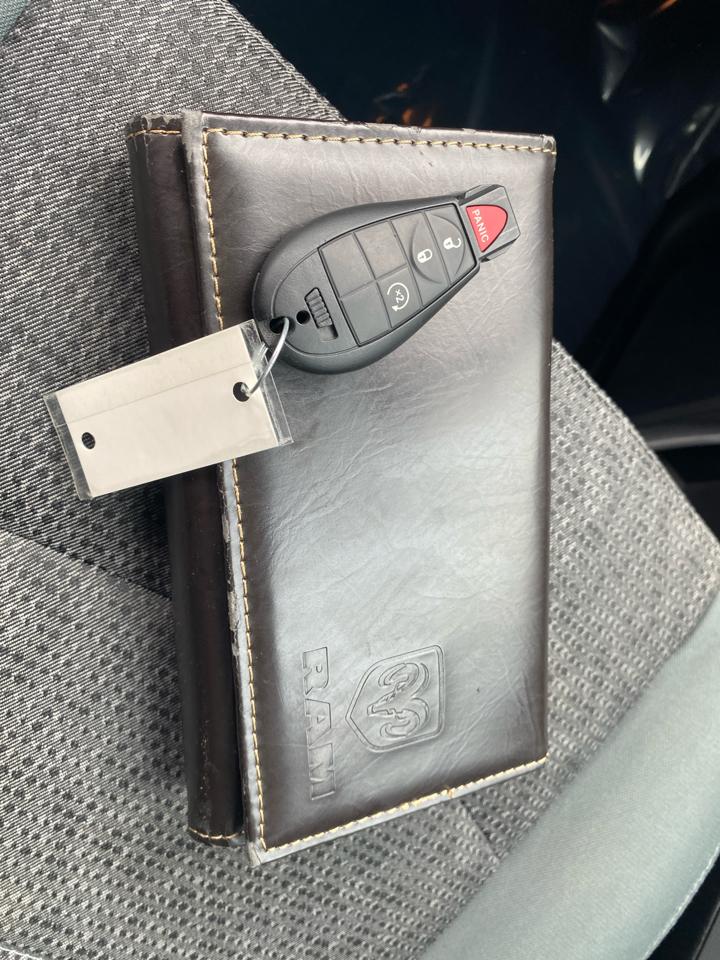 RAM 1500 4WD Crew Cab 140.5" Lone Star 2016