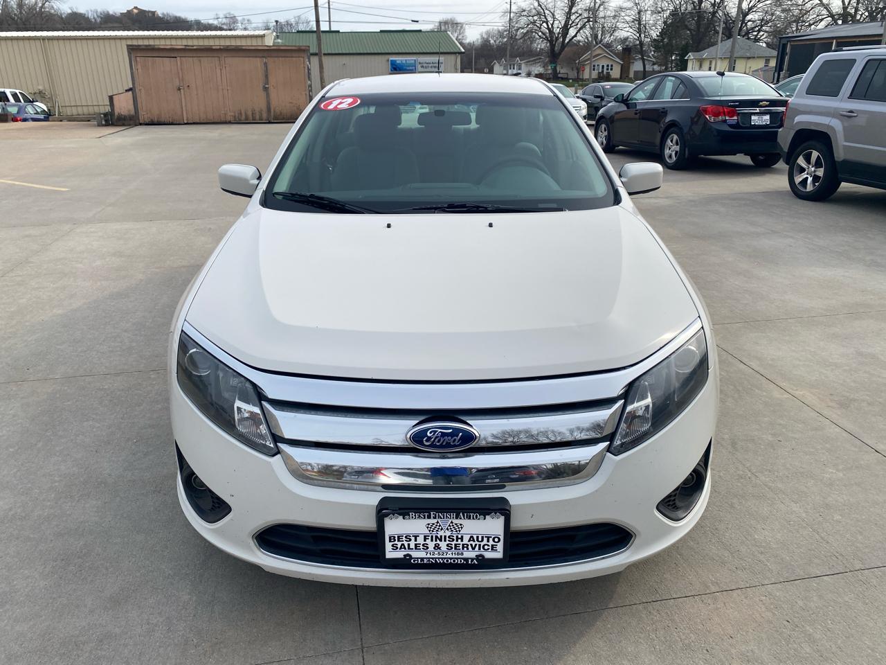 Ford Fusion SE 2012