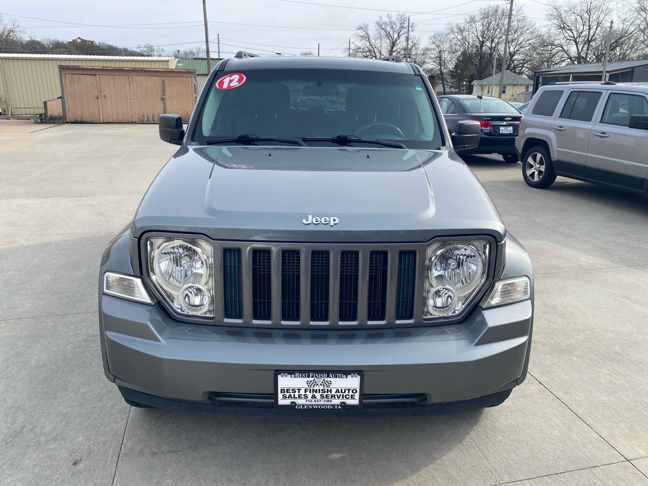 Jeep Liberty Sport 4WD 2012