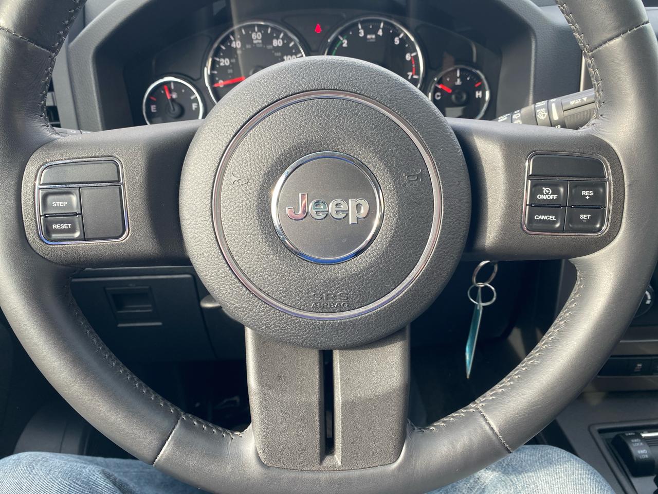 Jeep Liberty Sport 4WD 2012