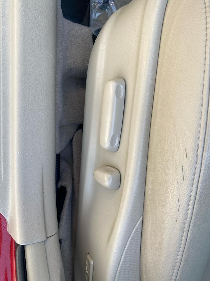 Toyota Camry Base 6-Spd AT 2011