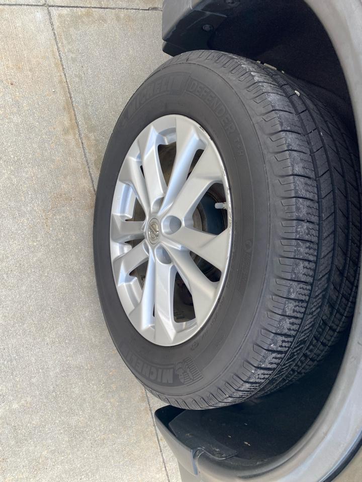 Nissan Rogue SV AWD 2015