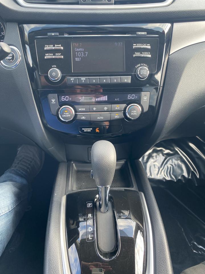 Nissan Rogue SV AWD 2015