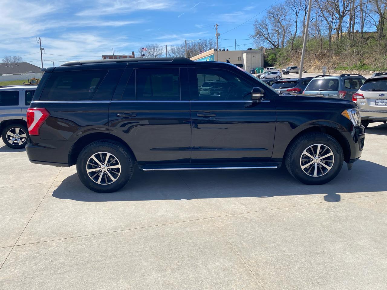 Ford Expedition XLT 4WD 2019
