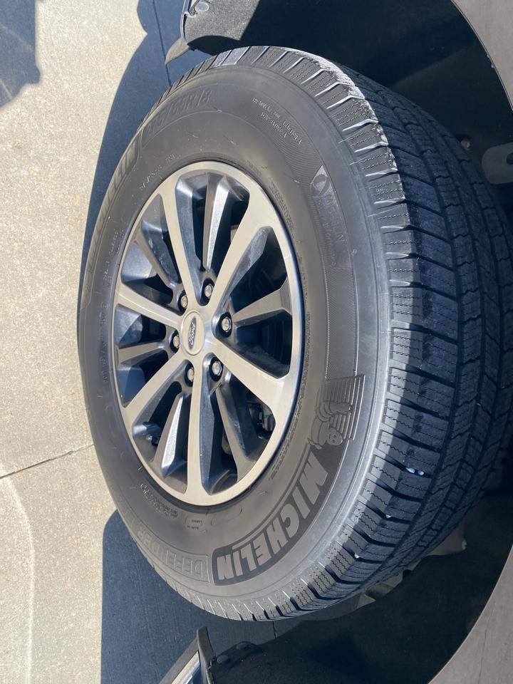 Ford Expedition XLT 4WD 2019