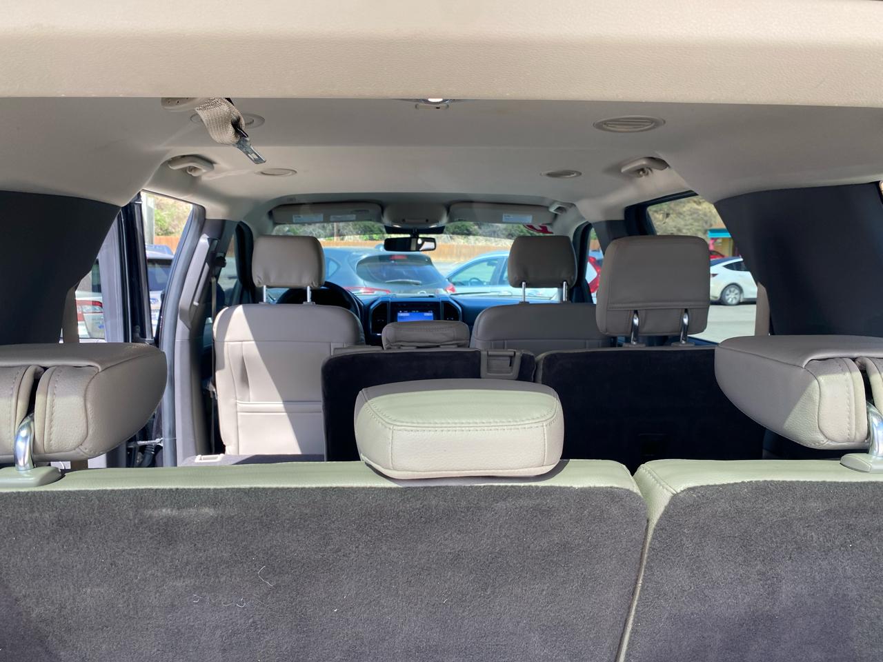 Ford Expedition XLT 4WD 2019