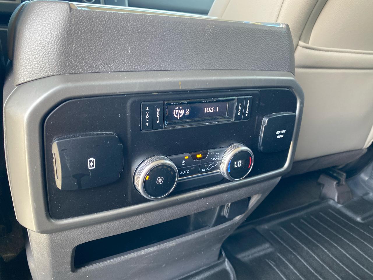 Ford Expedition XLT 4WD 2019