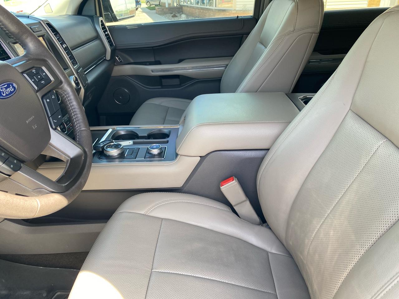 Ford Expedition XLT 4WD 2019