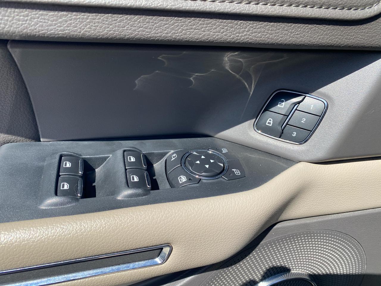 Ford Expedition XLT 4WD 2019