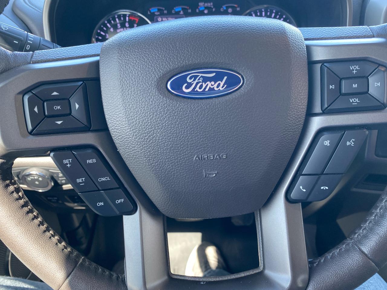 Ford Expedition XLT 4WD 2019