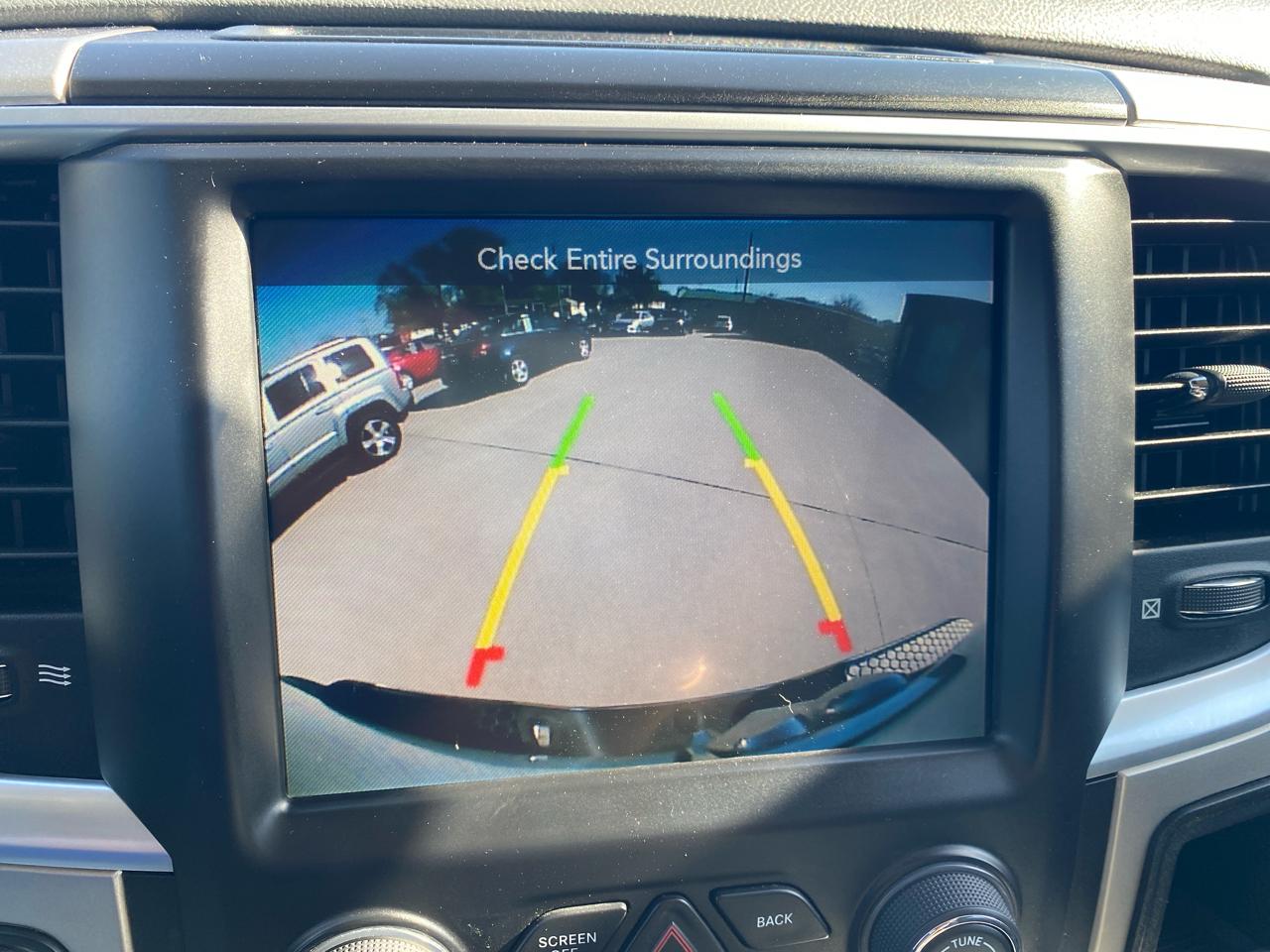 RAM 1500 4WD Crew Cab 140.5" Big Horn 2017