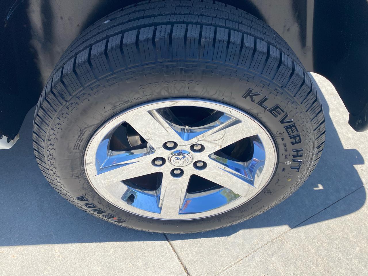 RAM 1500 4WD Reg Cab 120.5" ST 2012