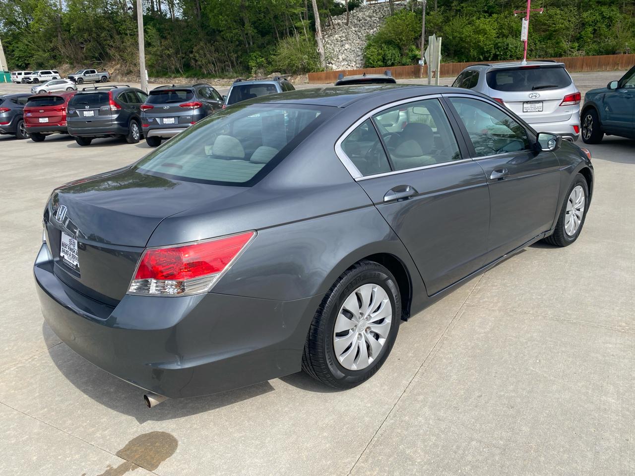 Honda Accord LX sedan AT 2009