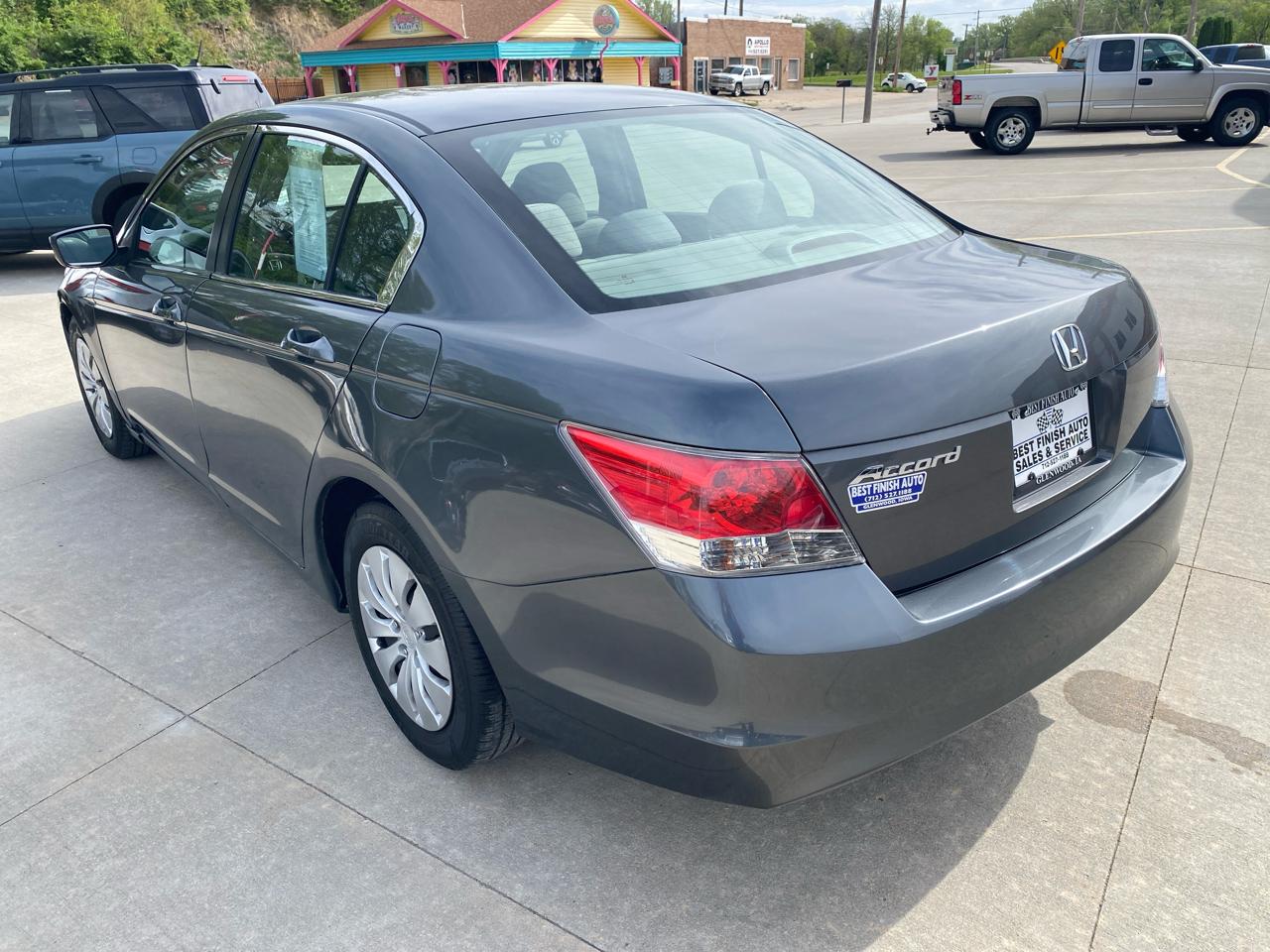 Honda Accord LX sedan AT 2009