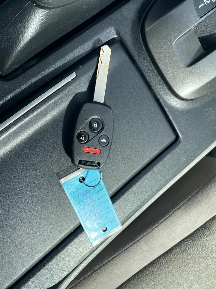 Honda Accord LX sedan AT 2009