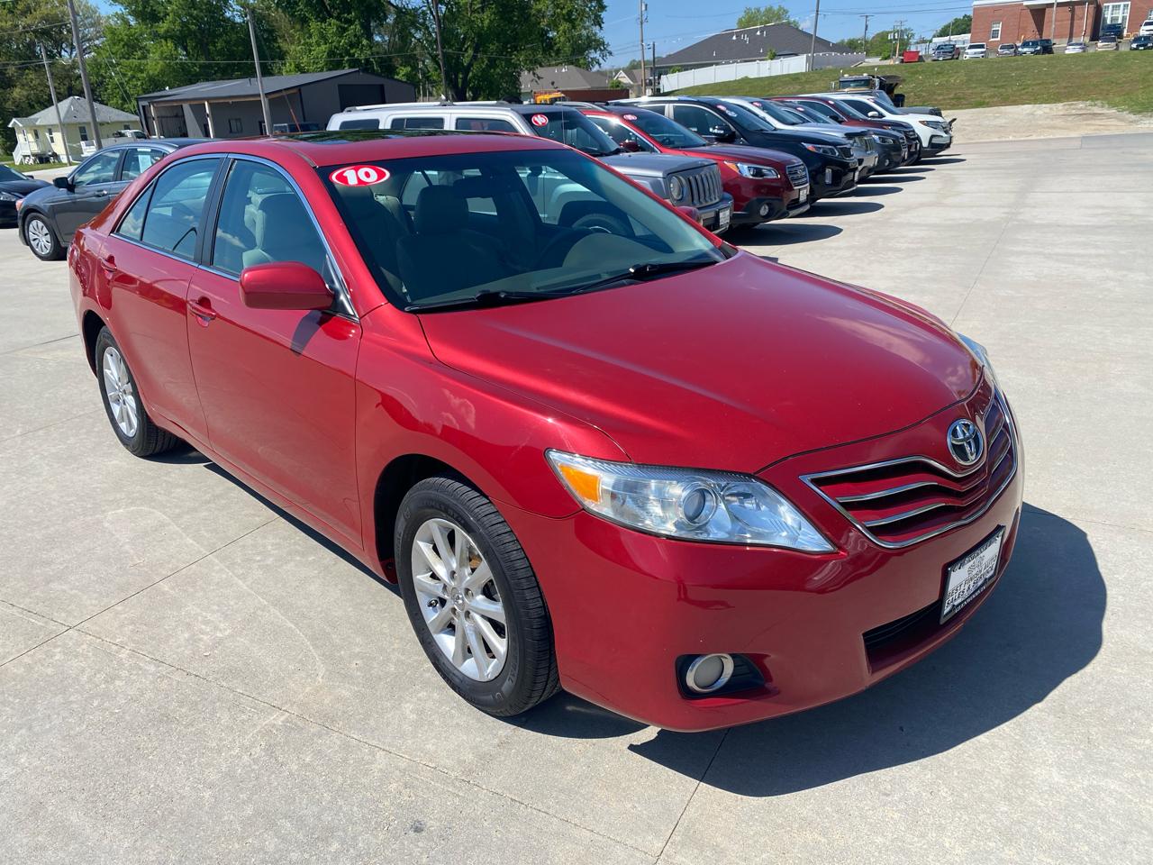 Toyota Camry LE V6 6-Spd AT 2010