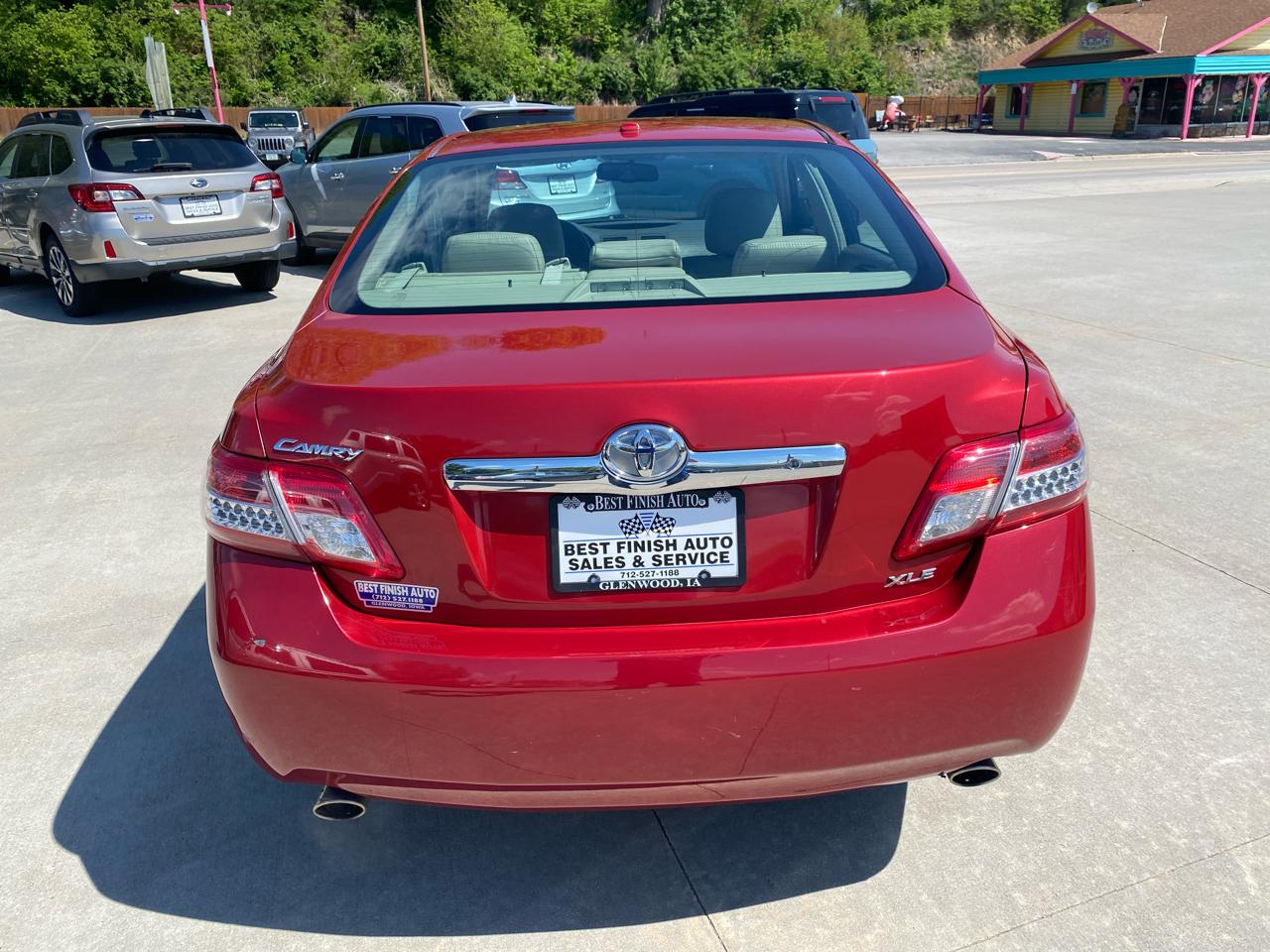 Toyota Camry LE V6 6-Spd AT 2010