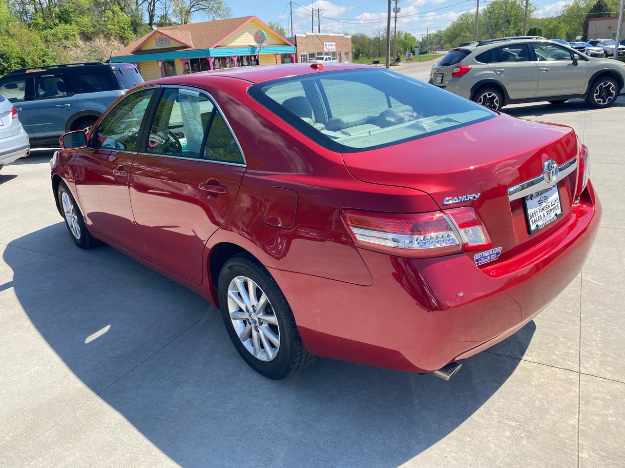Toyota Camry LE V6 6-Spd AT 2010