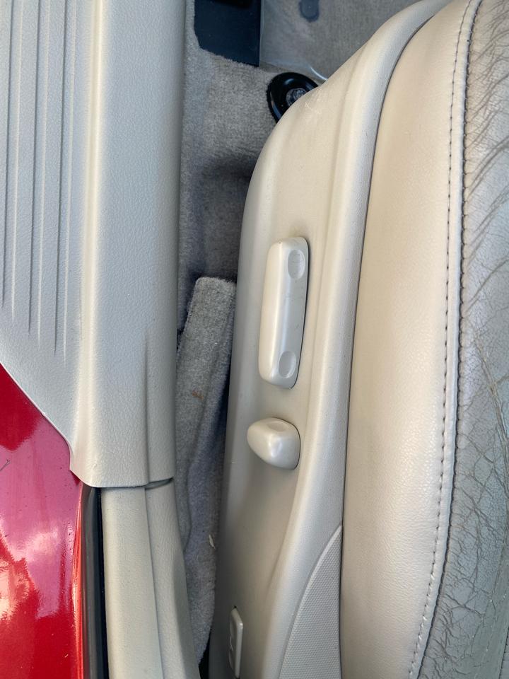 Toyota Camry LE V6 6-Spd AT 2010