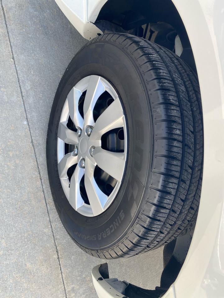 Chrysler Town & Country LX 2010