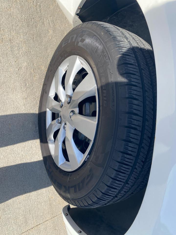 Chrysler Town & Country LX 2010